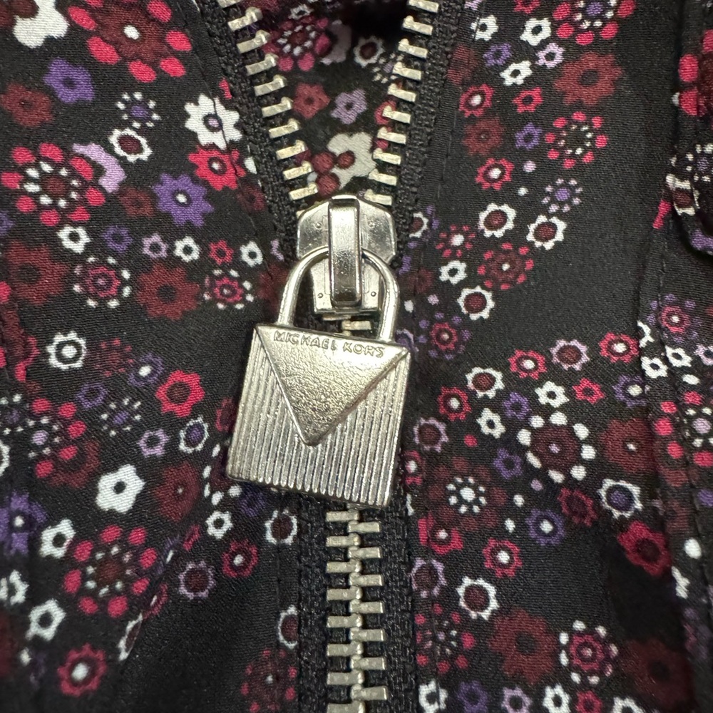 Michael Kors Zip Front Blouse XS – Burgundy Paisley Floral Print - Picture 5 of 6